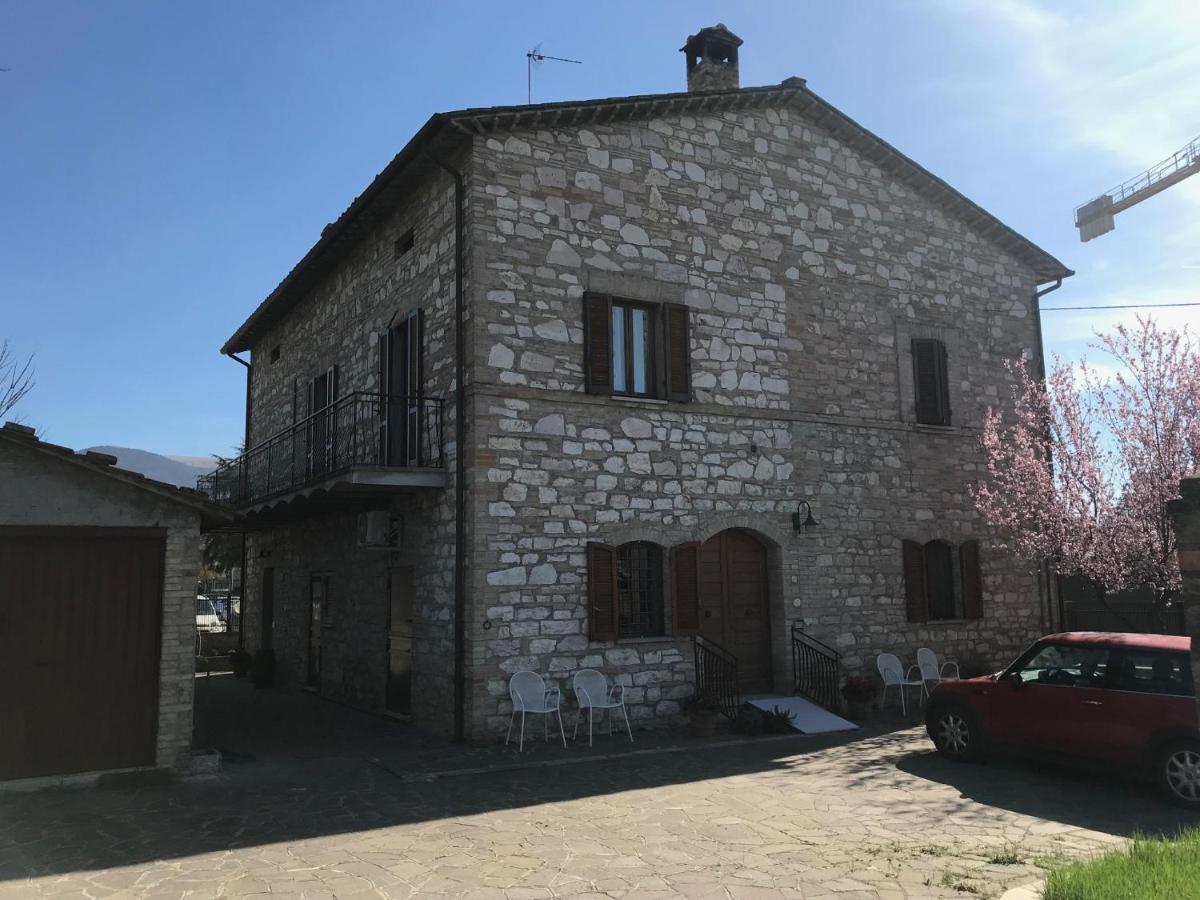 Hotel La Casa Delle Sirene Asyż Zewnętrze zdjęcie