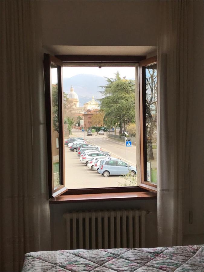 Hotel La Casa Delle Sirene Asyż Zewnętrze zdjęcie
